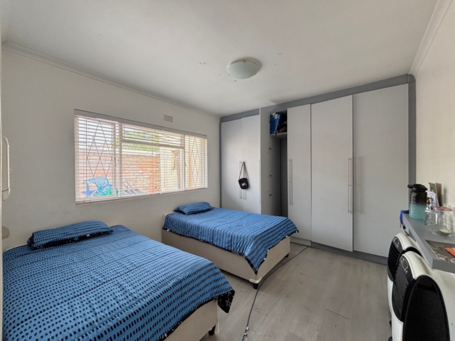 4 Bedroom Property for Sale in Wynberg Western Cape